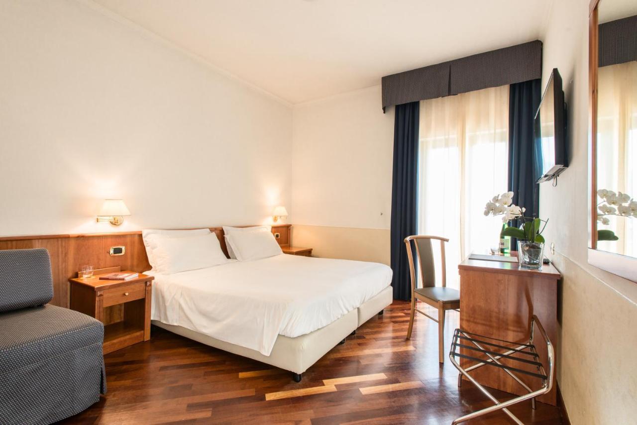 Atlantic Park Hotel Fiuggi Zewnętrze zdjęcie