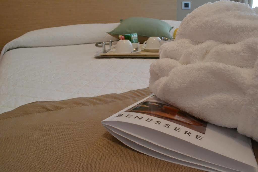 Atlantic Park Hotel Fiuggi Zewnętrze zdjęcie